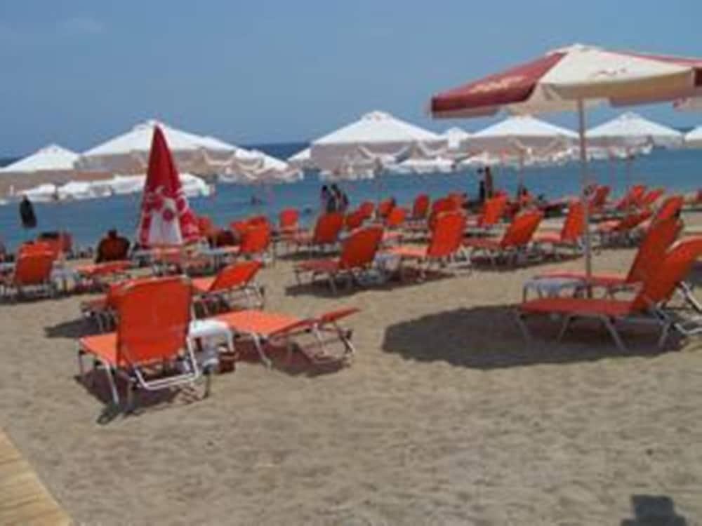 Francisco Beach Hotel Agios Andreas  المظهر الخارجي الصورة
