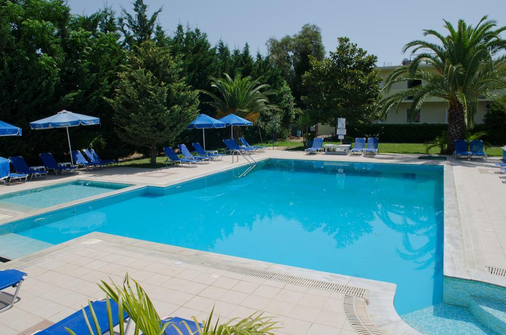 Francisco Beach Hotel Agios Andreas  المظهر الخارجي الصورة
