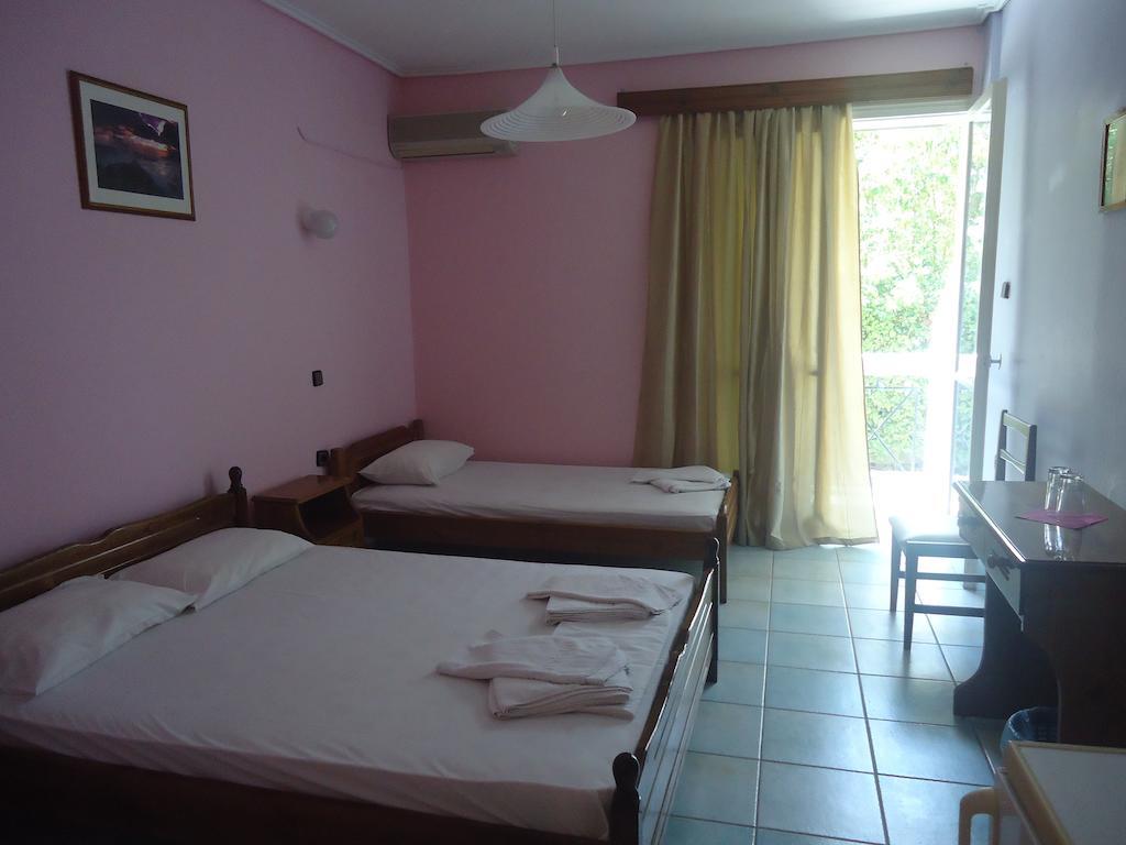 Francisco Beach Hotel Agios Andreas  المظهر الخارجي الصورة